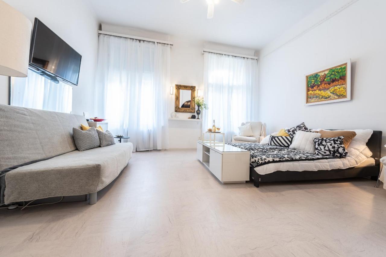 Apartmán Vintage Elegance Mostcentralapt !vaci Street! *